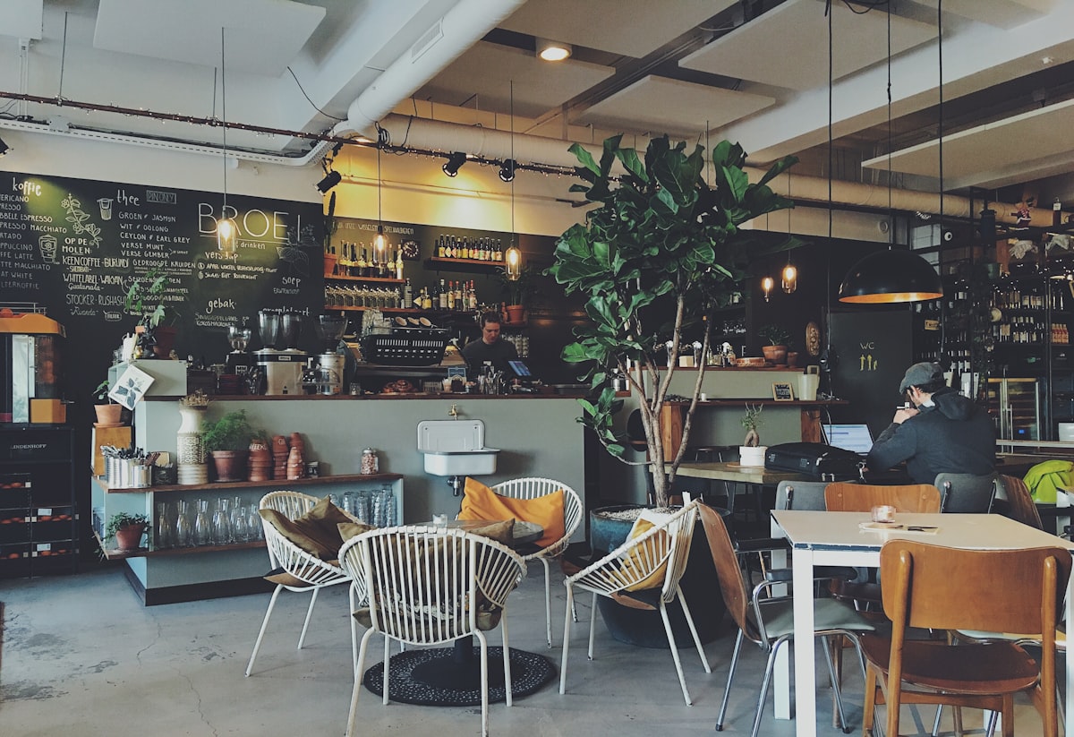 Interior de la cafetería