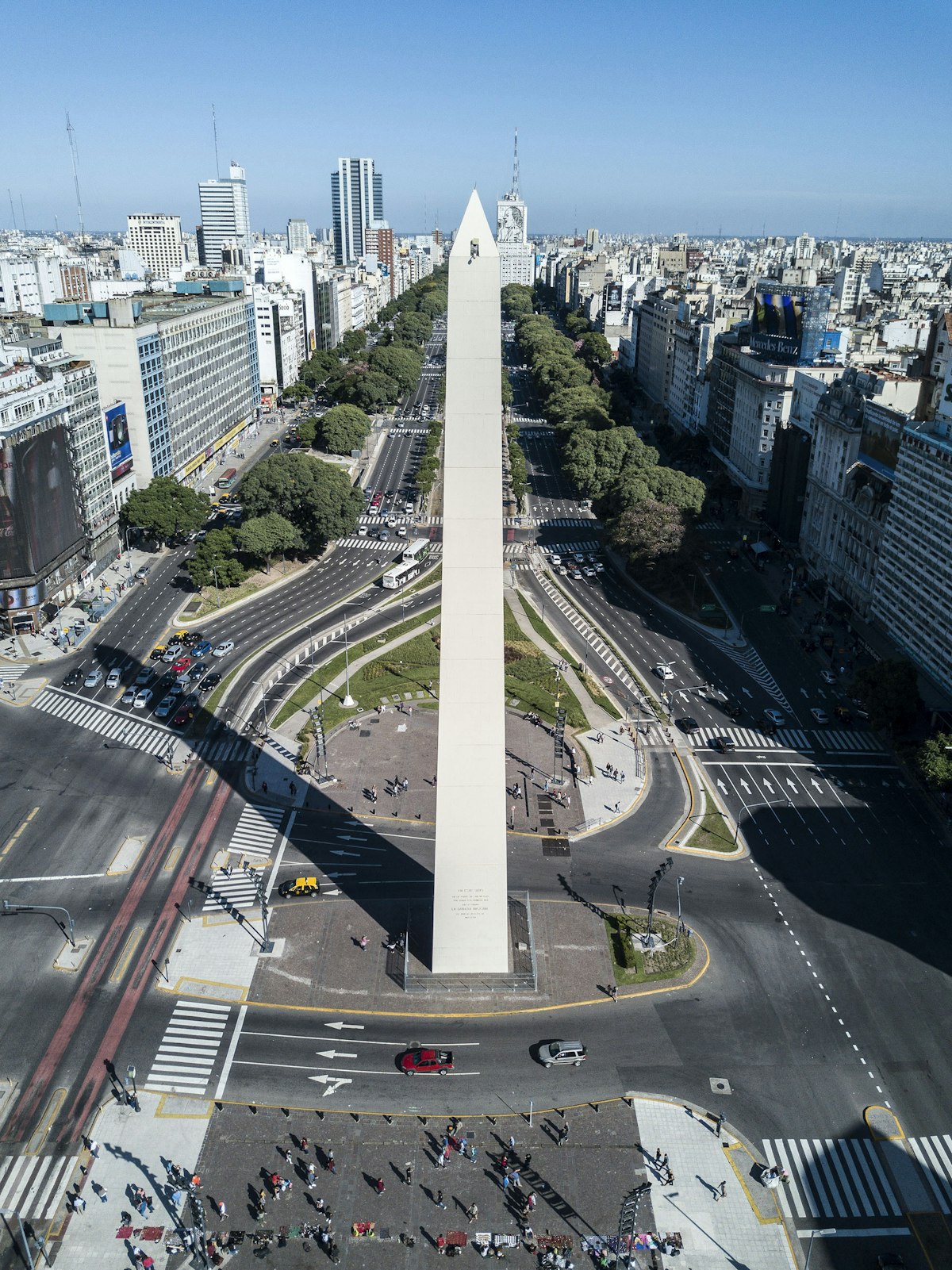 Obelisco y Avenida 9 de Julio en Buenos Aires